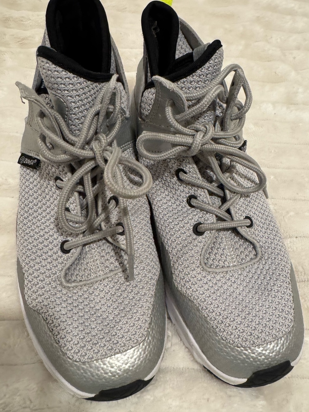 Zumba Air Classic Remix Special Edition Silver High Top Dance Sneakers 9.5 - Picture 11 of 11